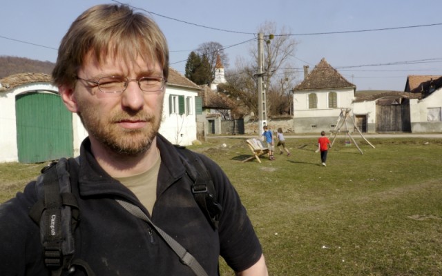 Sebastian Bethge, gebürtiger Berliner, lebt seit dreizehn Jahren in Trappold